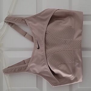 Nike Alpha UltraBreathe Women's High-Support Non-Padded Sports Bra